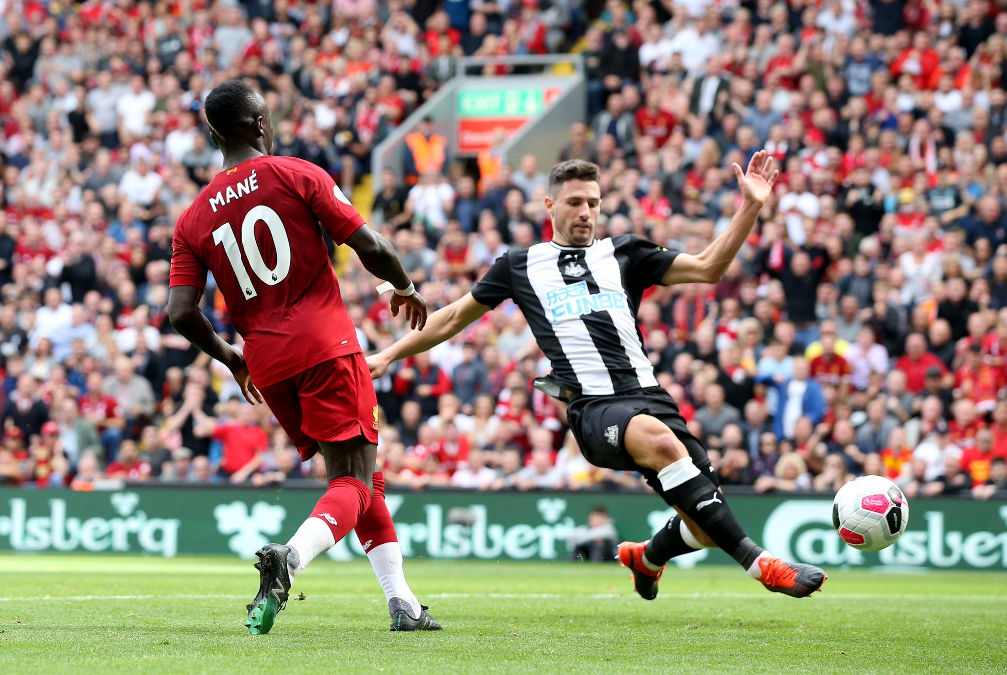 佩與皇馬本 佩與皇馬本